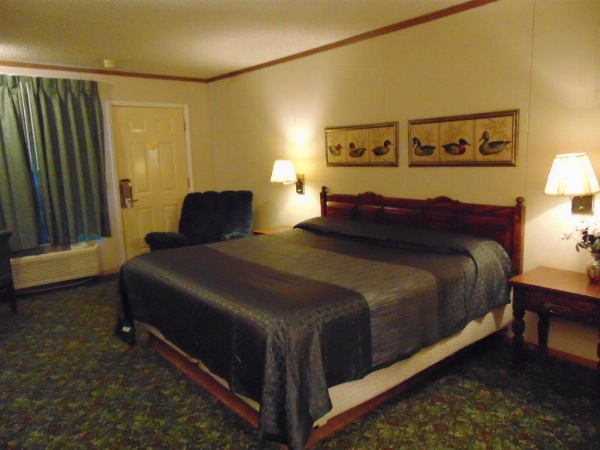 Heritage House Inn image 26